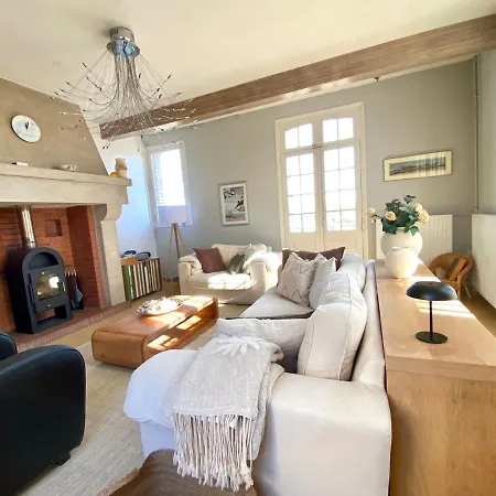 Villa La Smalah, Familiale 6 Chambres- Vue - Jacuzzi - Wifi - Confort *